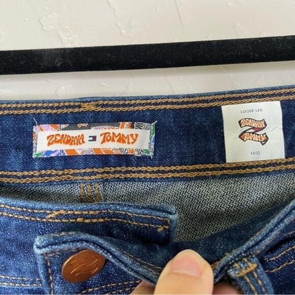 Tommy Hilfiger x Zendaya Dark Wash Loose Leg Jeans 33/32 - Picture 5 of 12